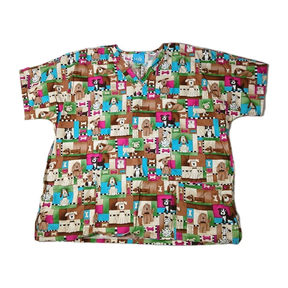 Scrub HQ Top Colorful Dog Collage Sz L